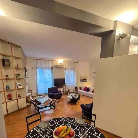 Appartamento Free Private Parking 120 Mq Duomo 15 A Piedi Milano